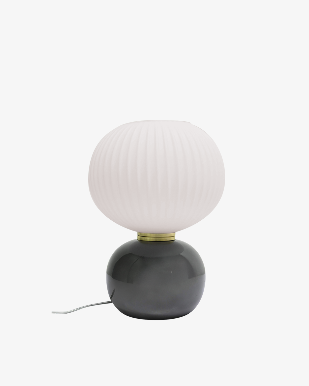 Lampe à poser grand modèle Adonis, avec pied en céramique gris glossy et globe en verre blanc strié, au design rétro et élégant